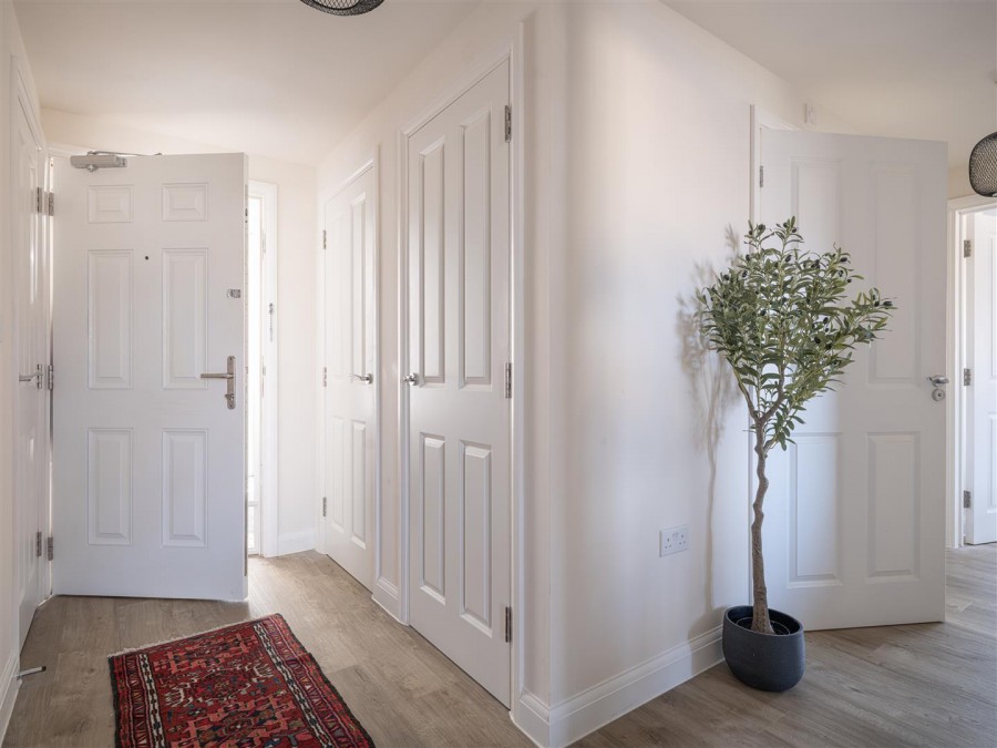 Images for Gainey Gardens, Chippenham