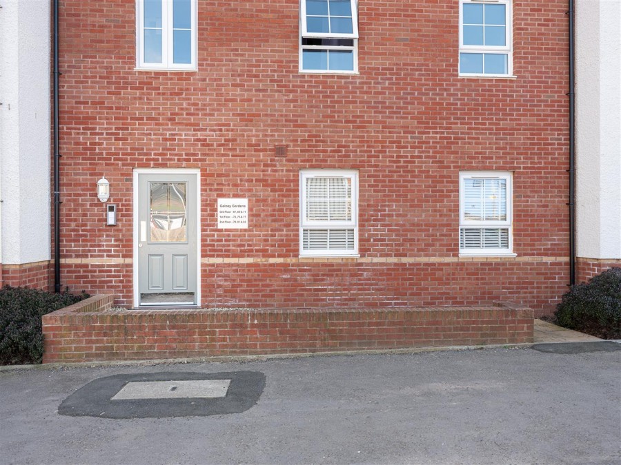 Images for Gainey Gardens, Chippenham