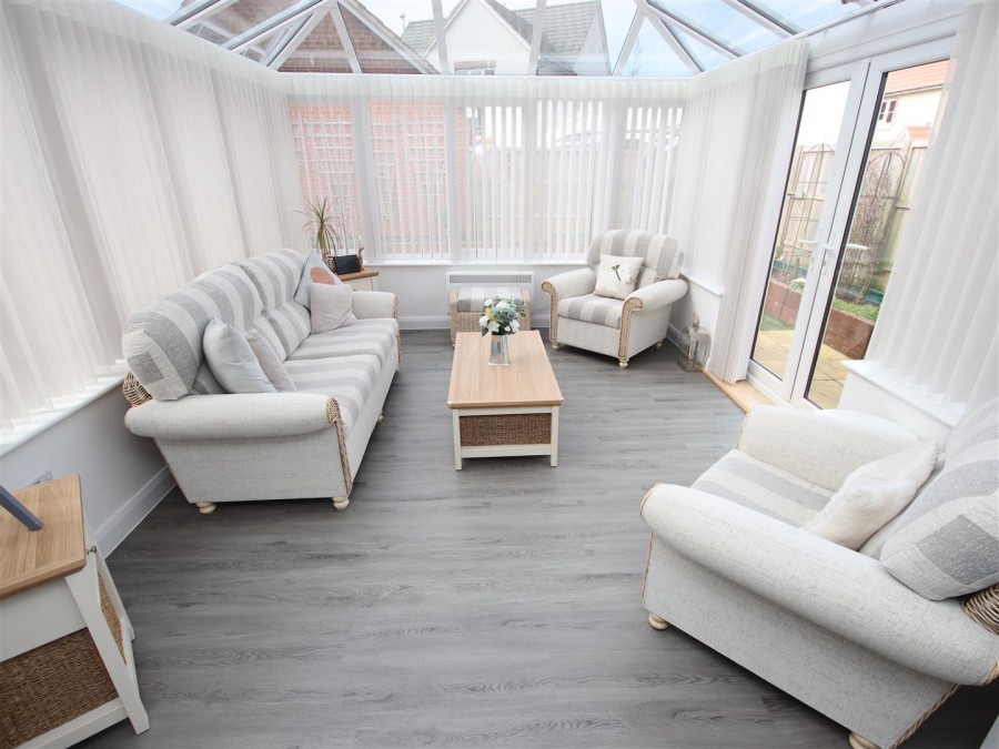 Images for Studley Gardens, Studley, Calne