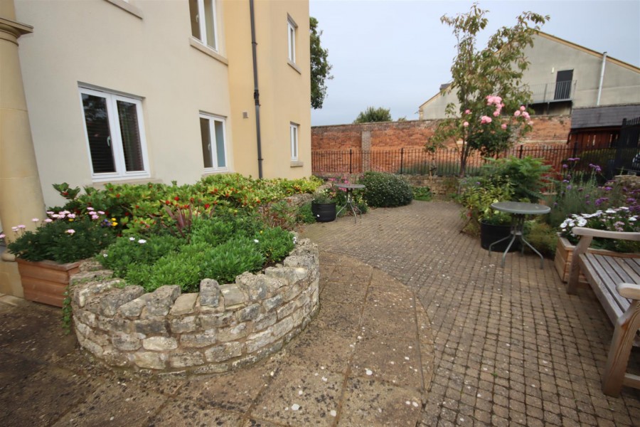 Images for Castle Lodge, Gladstone Road, Chippenham