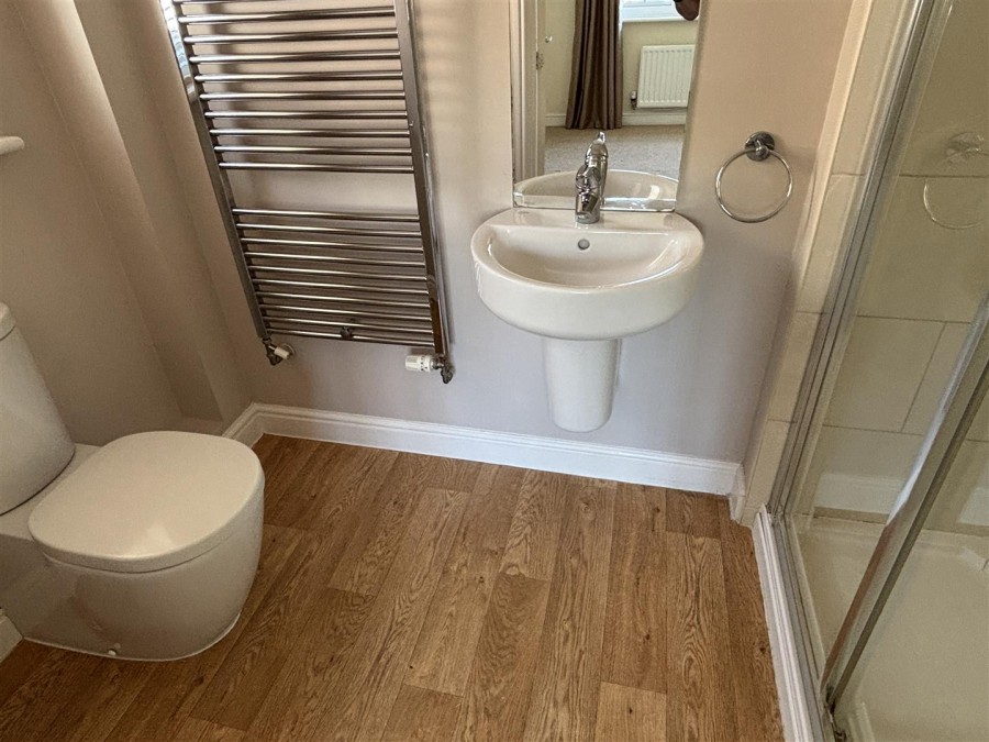 Images for Comet Crescent, Calne