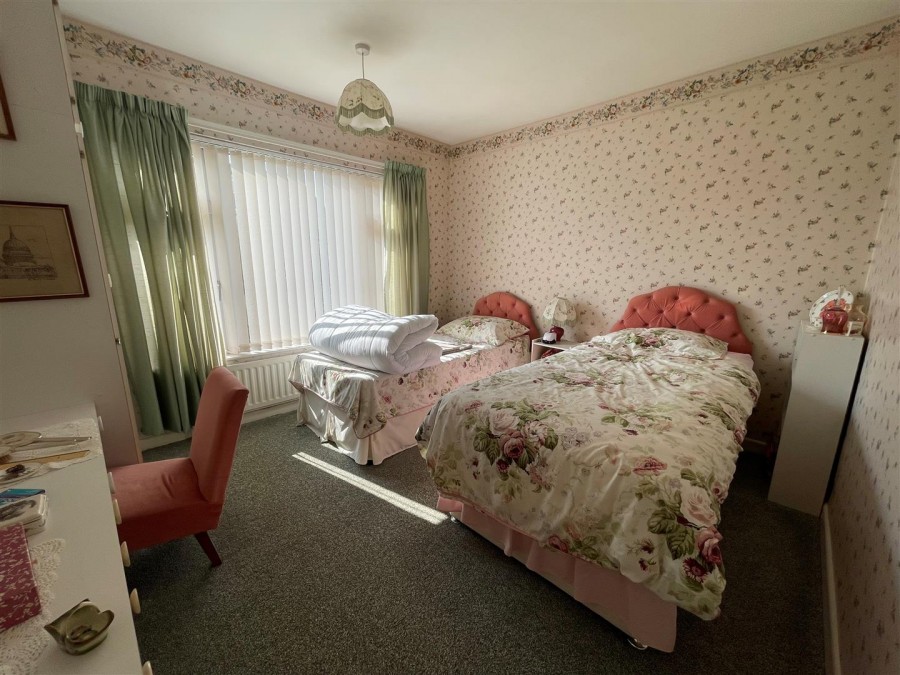 Images for Hill Corner Road, Chippenham