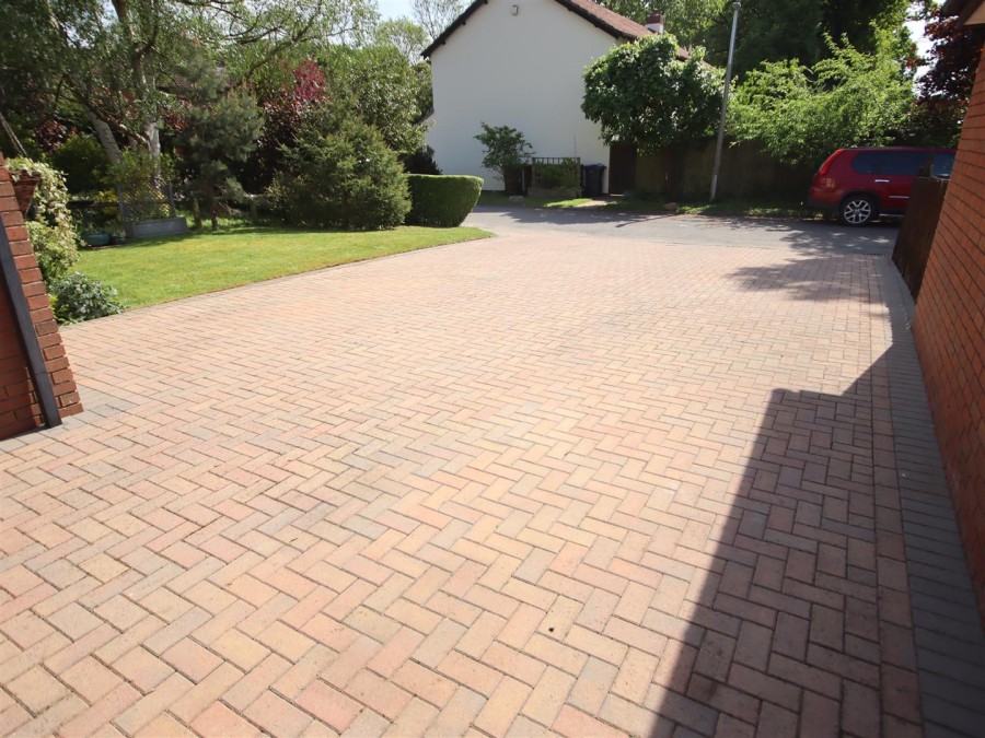 Images for Ailesbury Close, Chippenham