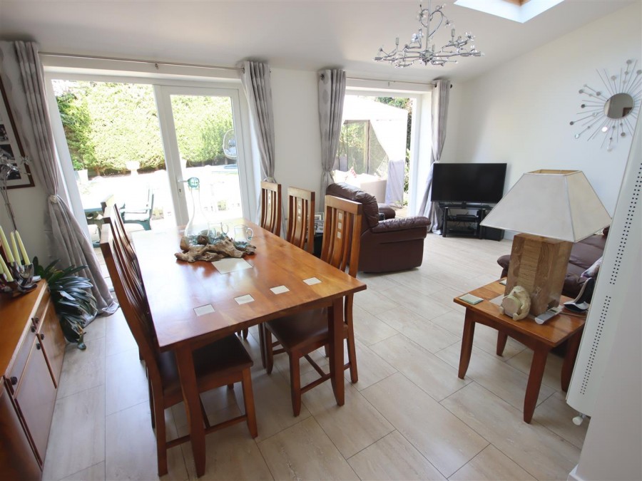Images for Ailesbury Close, Chippenham