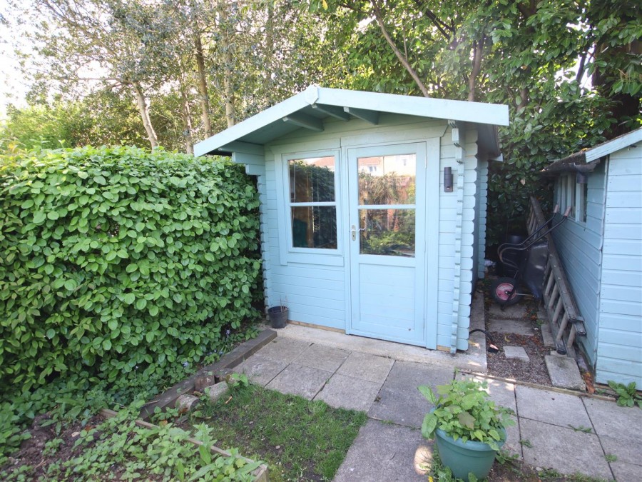 Images for Chestnut Road, Chippenham