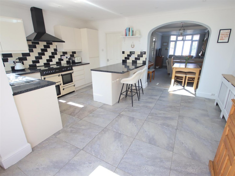 Images for Chestnut Road, Chippenham