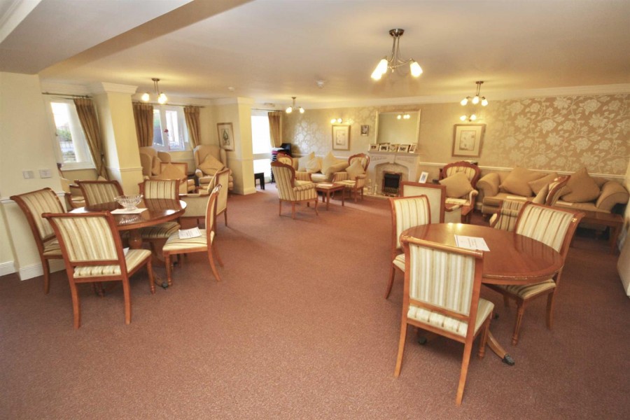 Images for Castle Lodge, Chippenham