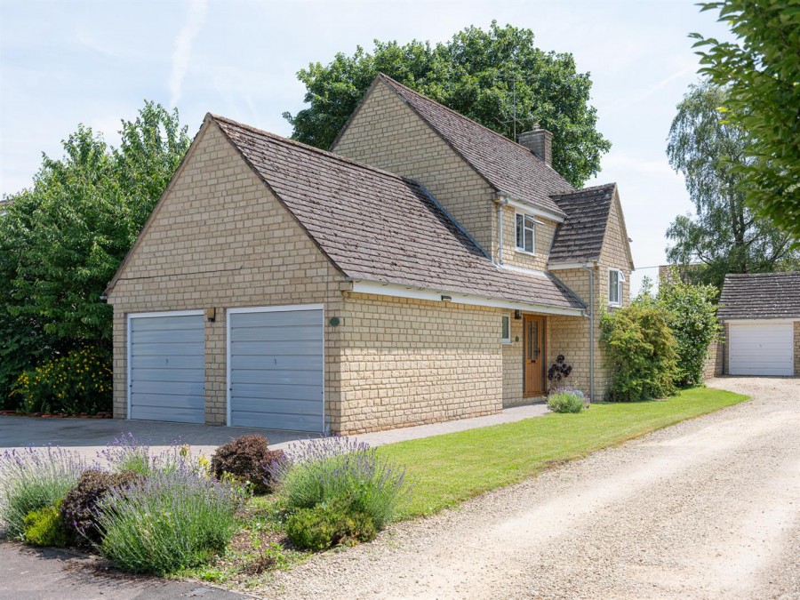 Images for Bouverie Park, Stanton St. Quintin, Chippenham