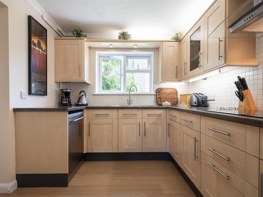 Images for Bouverie Park, Stanton St. Quintin, Chippenham