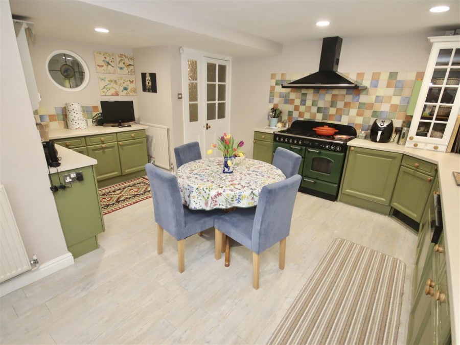 Images for Shelburne Road, Calne
