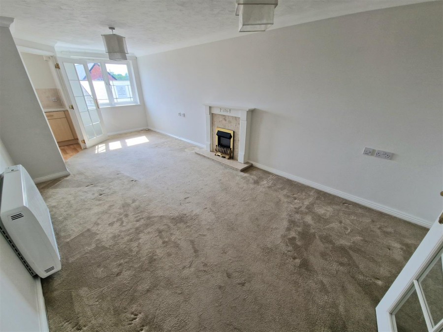 Images for Castle Lodge, Gladstone Road, Chippenham
