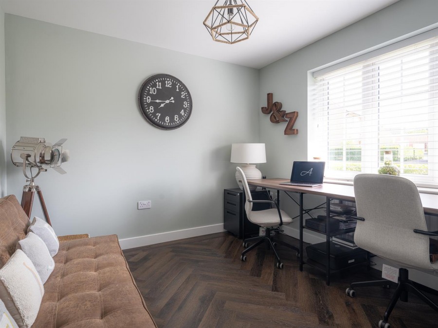 Images for Studley Gardens, Studley, Calne