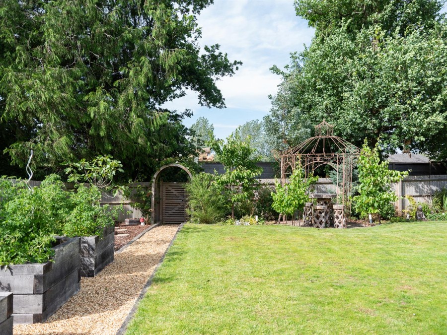 Images for Studley Gardens, Studley, Calne