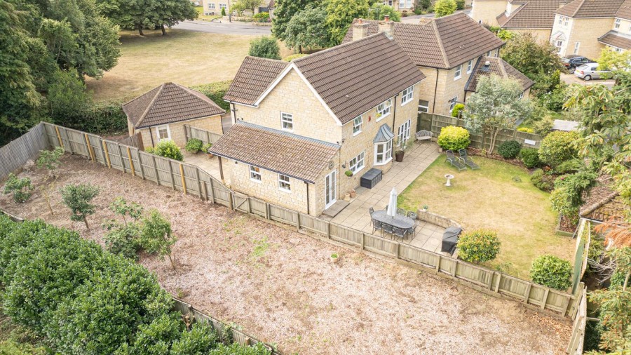 Images for Petty Lane, Derry Hill