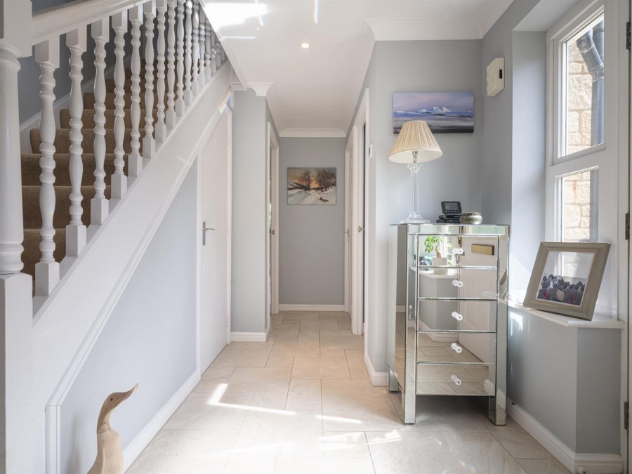 Images for Petty Lane, Derry Hill
