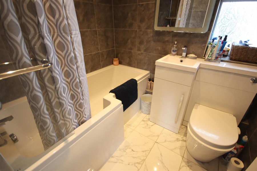 Images for Sutherland Crescent, Chippenham
