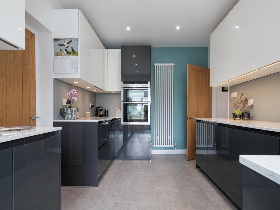 Images for Ridings Mead, Chippenham