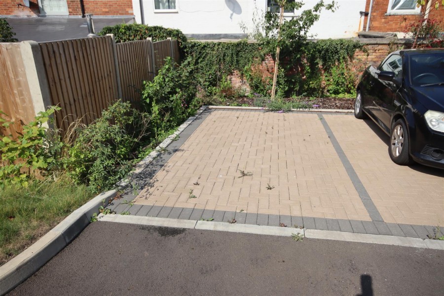 Images for Westmead Lane, Chippenham