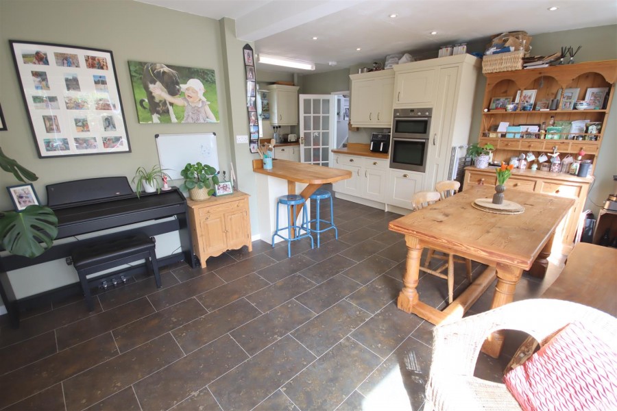 Images for Hillcrest, Colerne, Chippenham
