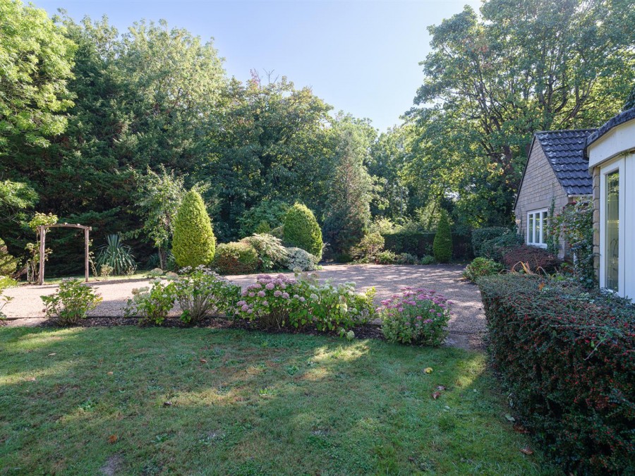 Images for Old Hardenhuish Lane, Chippenham