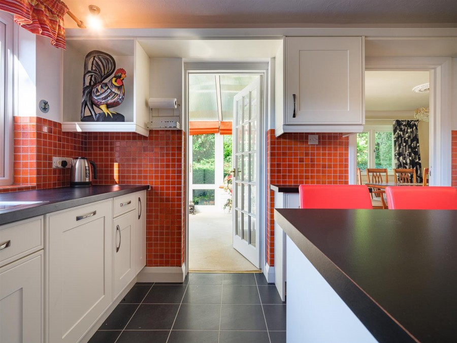 Images for Old Hardenhuish Lane, Chippenham