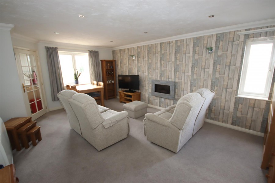 Images for Castle Lodge, Gladstone Road, Chippenham