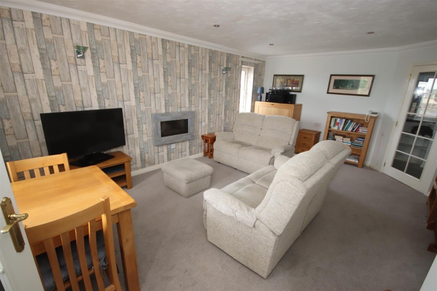 Images for Castle Lodge, Gladstone Road, Chippenham