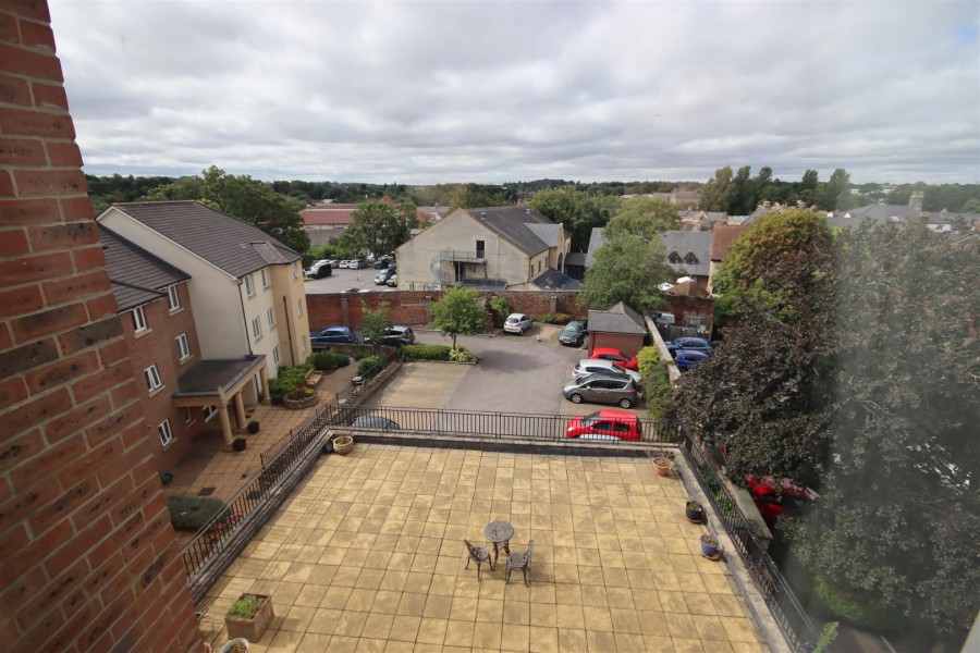 Images for Castle Lodge, Gladstone Road, Chippenham