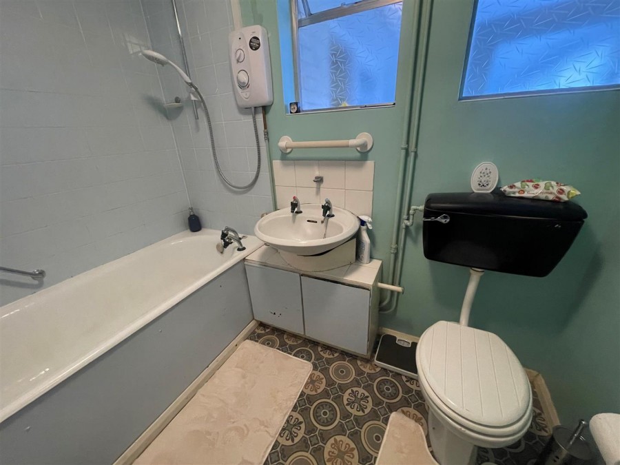 Images for Westcroft, Chippenham