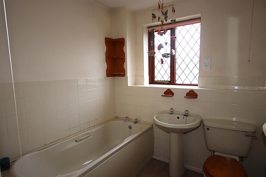 Images for Cheltenham Drive, Chippenham