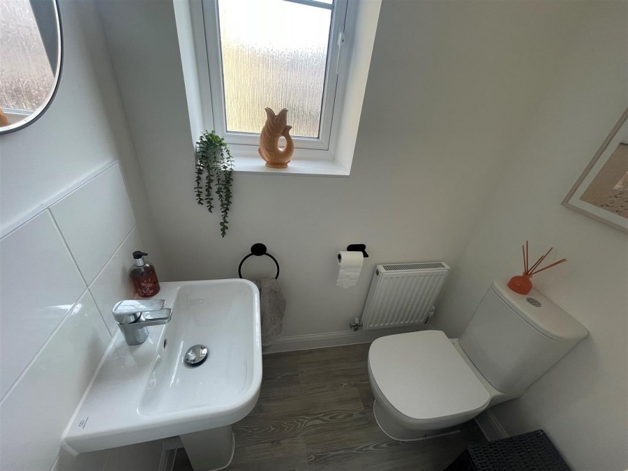 Images for Gainey Gardens, Chippenham