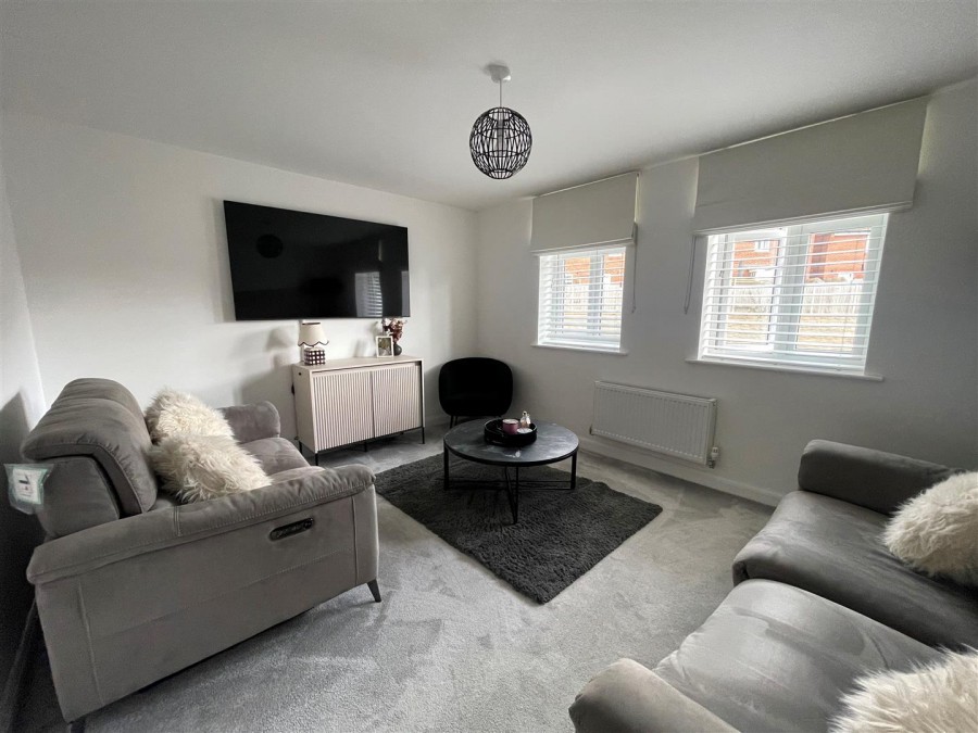 Images for Gainey Gardens, Chippenham
