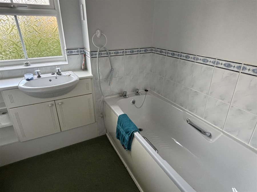 Images for Sandown Drive, Chippenham