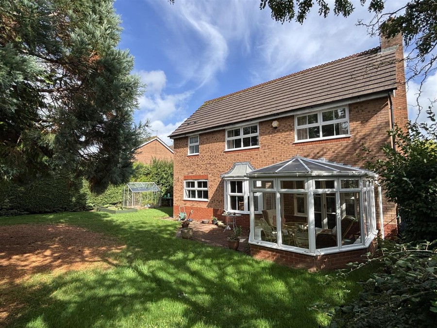 Images for Sandown Drive, Chippenham