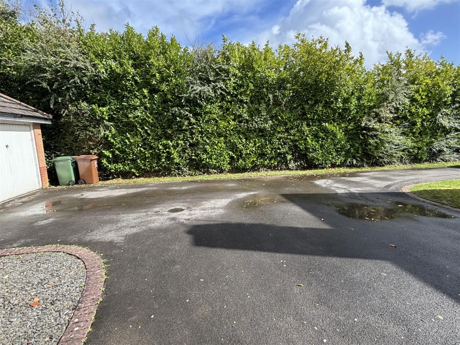 Images for Sandown Drive, Chippenham