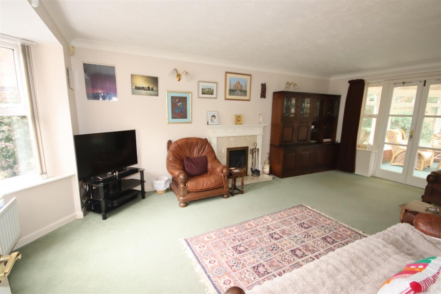 Images for Sandown Drive, Chippenham