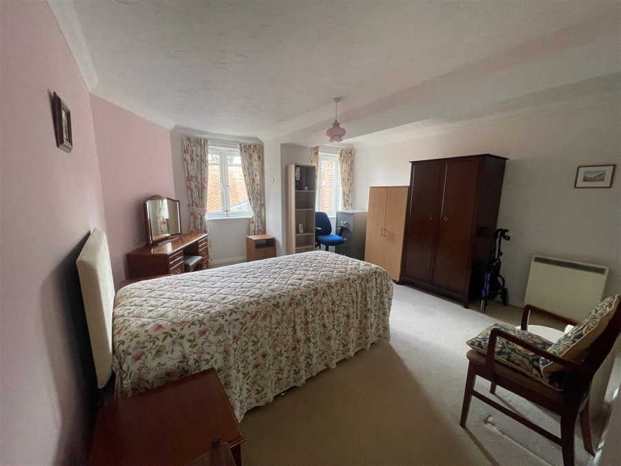 Images for Castle Lodge, Chippenham