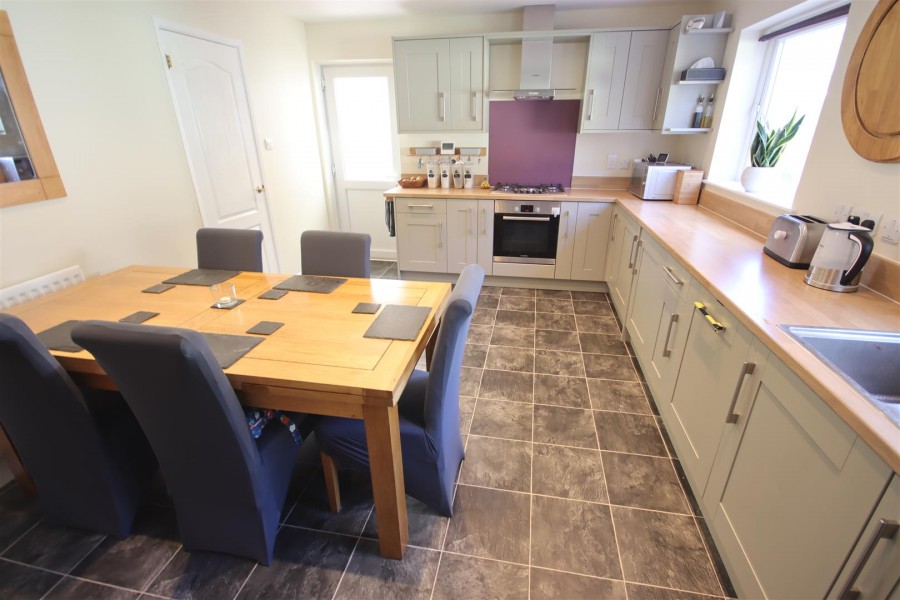 Images for Chamberlain Road, Chippenham