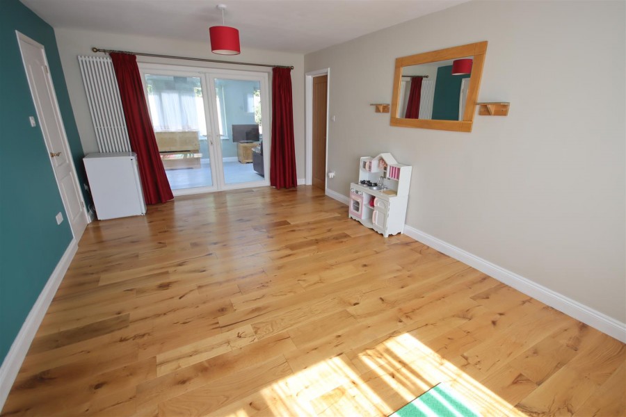 Images for Chamberlain Road, Chippenham