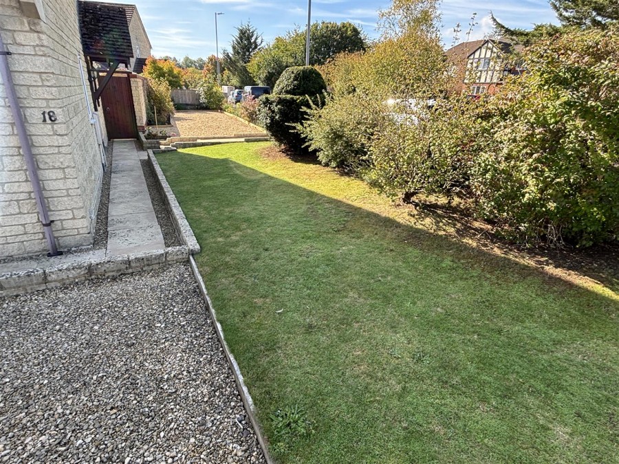 Images for Sandown Drive, Chippenham