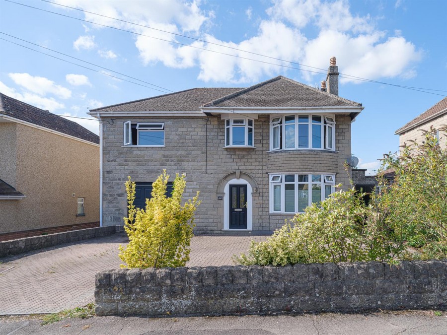 Images for Hardenhuish Avenue, Chippenham