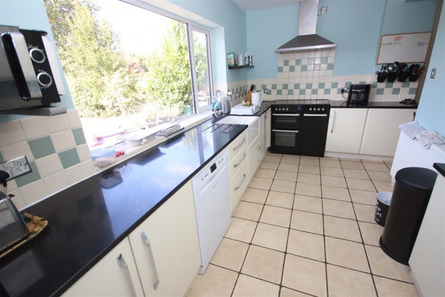 Images for Hardenhuish Avenue, Chippenham