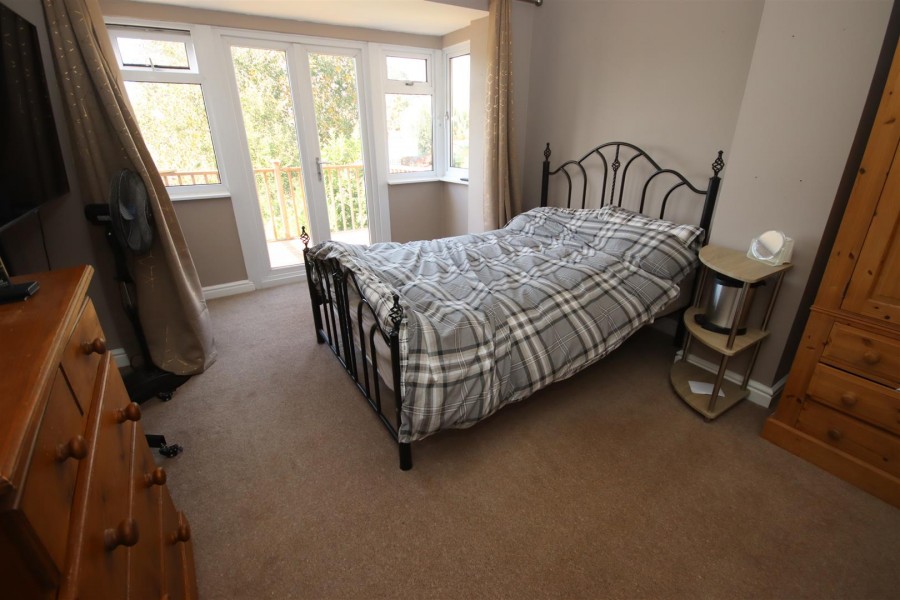 Images for Hardenhuish Avenue, Chippenham