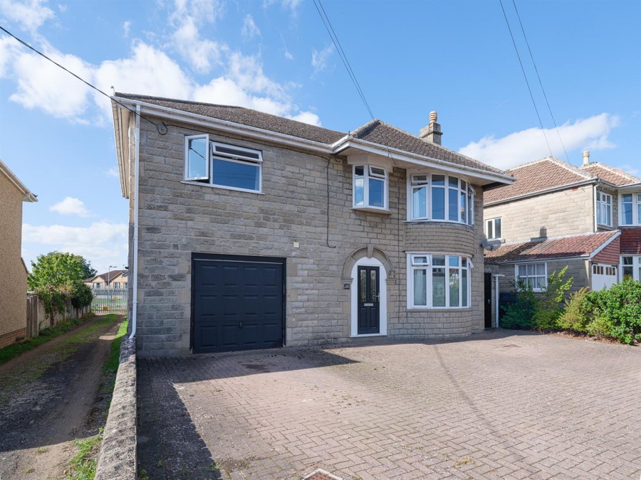 Images for Hardenhuish Avenue, Chippenham