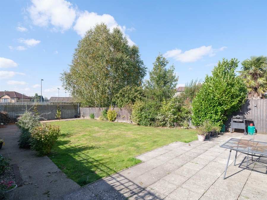 Images for Hardenhuish Avenue, Chippenham