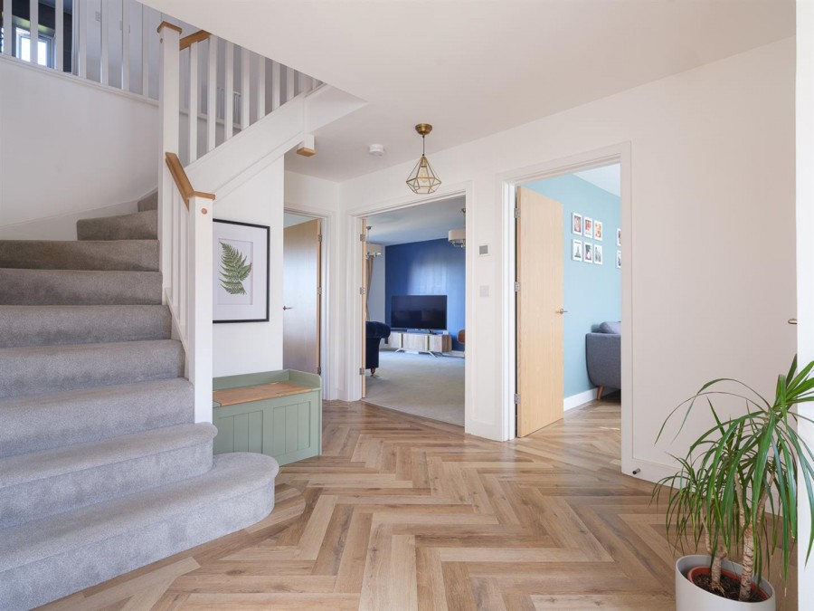 Images for Studley Gardens, Studley, Calne