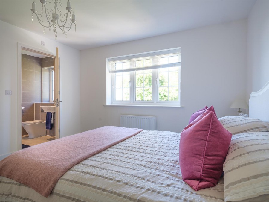 Images for Studley Gardens, Studley, Calne