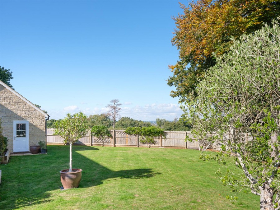 Images for Studley Gardens, Studley, Calne