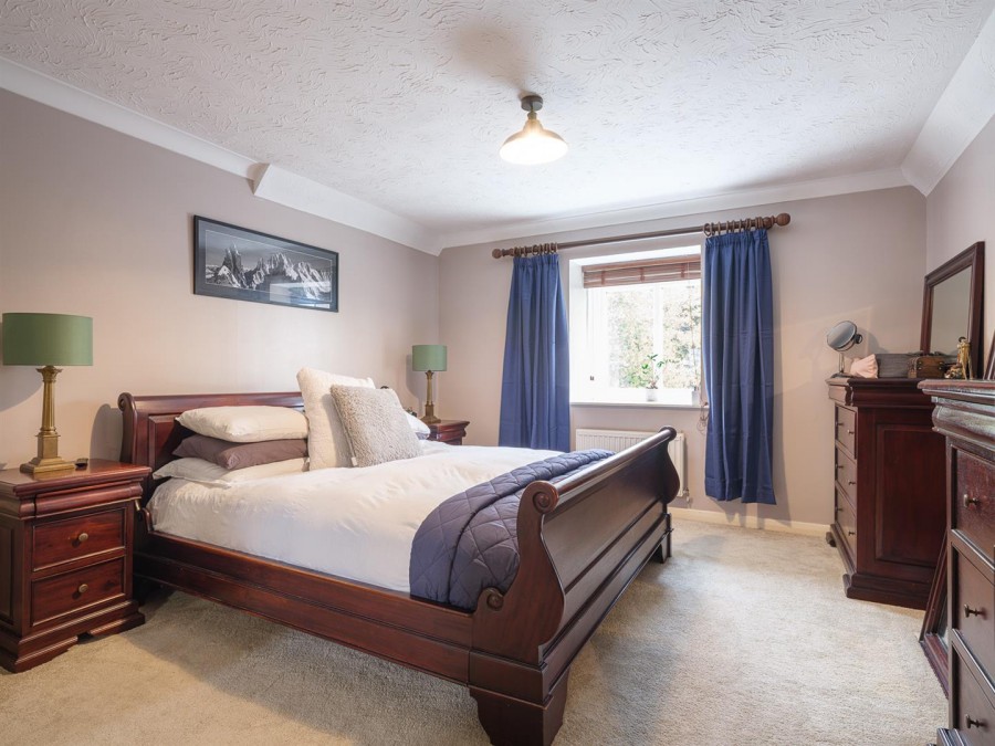 Images for Chevral Close, Chippenham