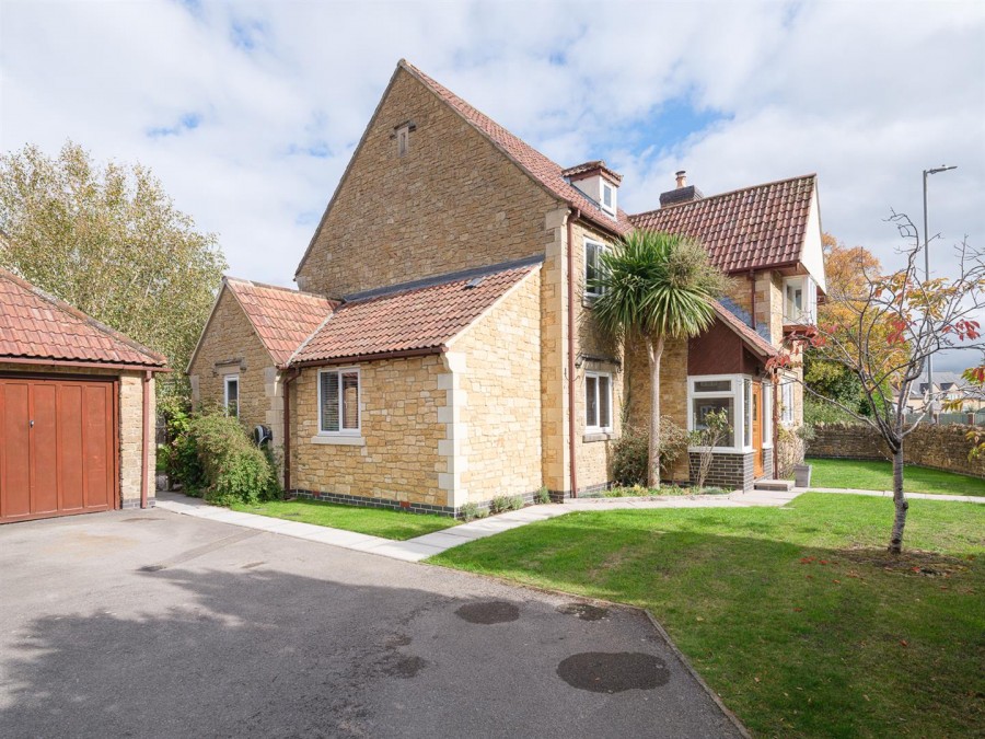 Images for Chevral Close, Chippenham